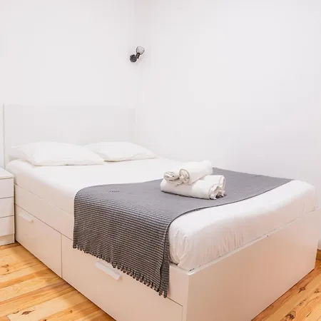 ゲストハウス Solmar House